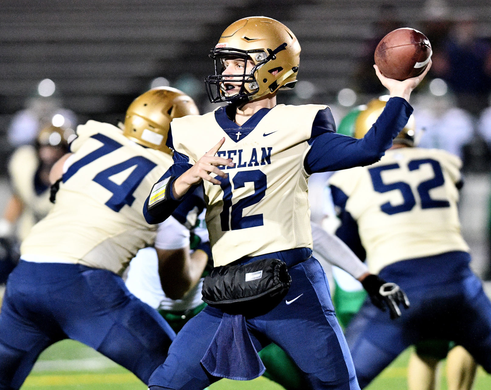 Heelan vs Storm Lake football